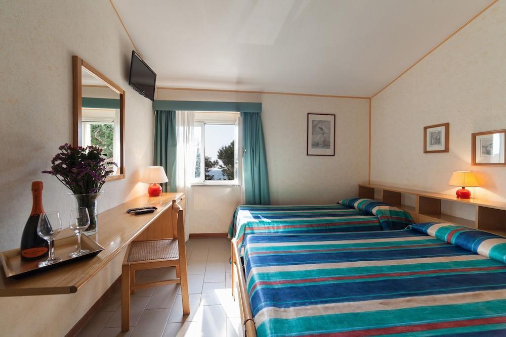 Hotel Villa Bolgheri Marina di Castagneto Carducci Eksteriør bilde